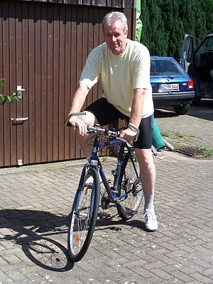 Karl-Heinz auf seinem Rad